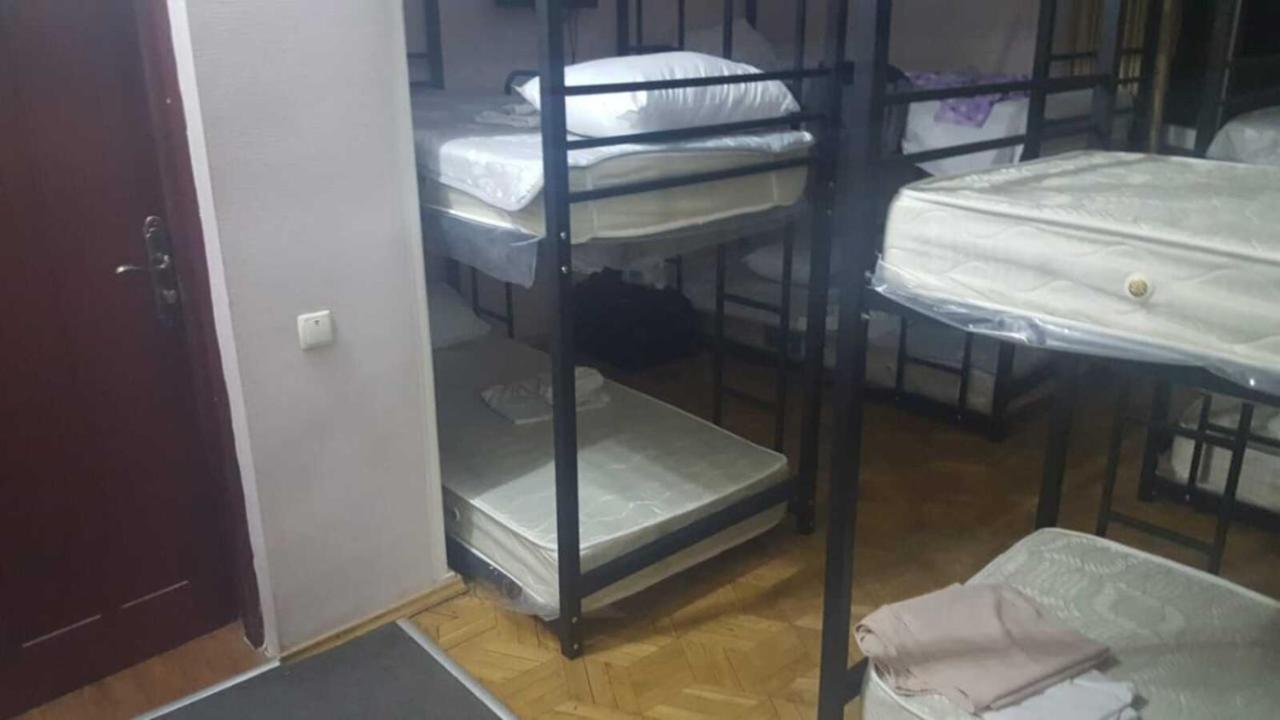 Cool Hostel Tbilisi Exteriör bild